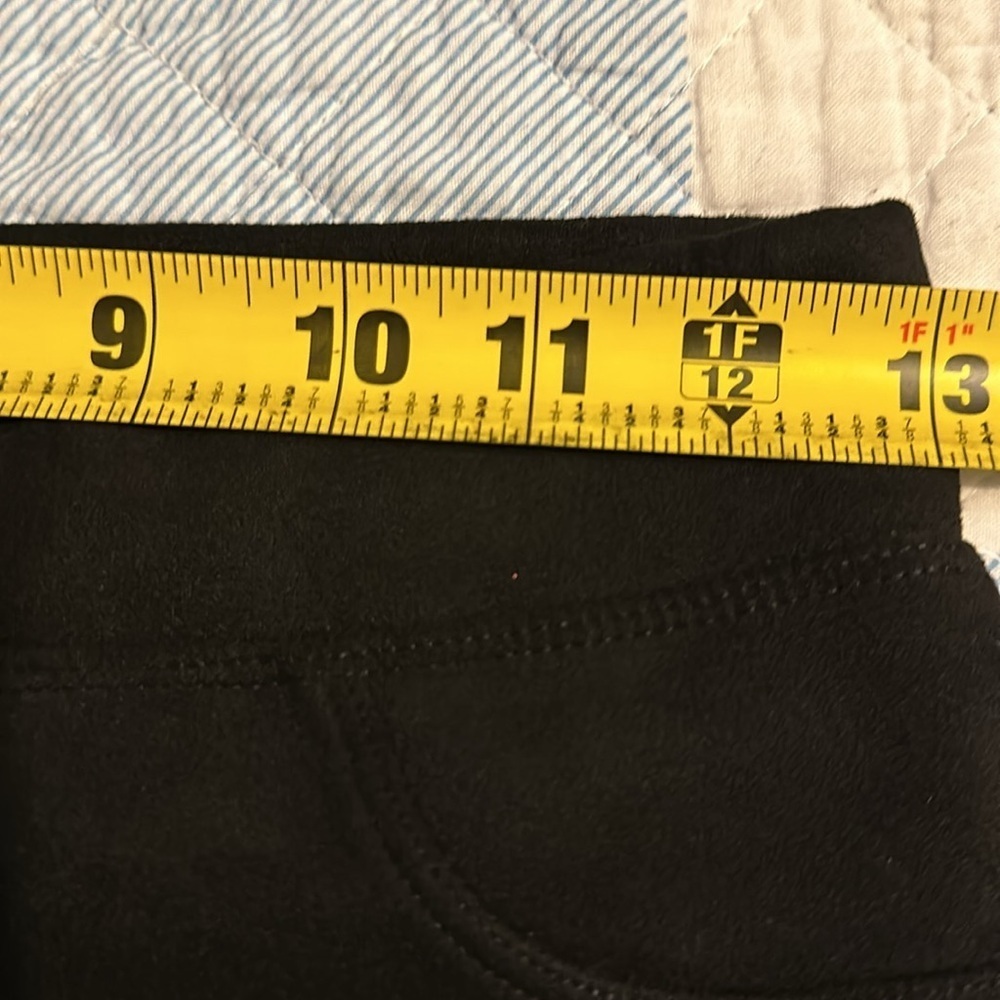 NWT Sanctuary /
FAUX SUEDE RUNWAY HIGH RISE LEGGING BLACK - Picture 5 of 16